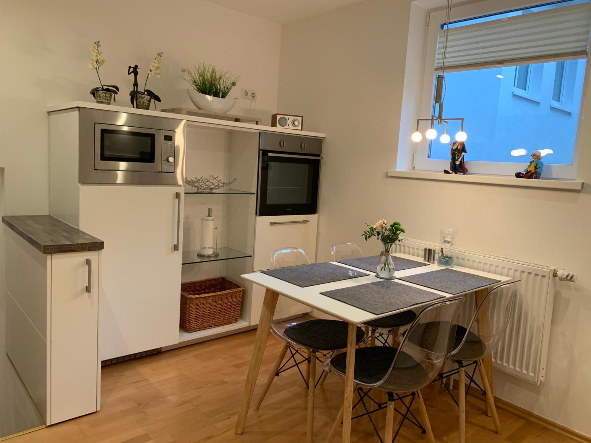 Ferienwohnung Janus Altstadt-Hameln Haus 2 Inklusive Parkplatz - Mit Und Ohne Terrasse Oder Loggia Hamelin Esterno foto